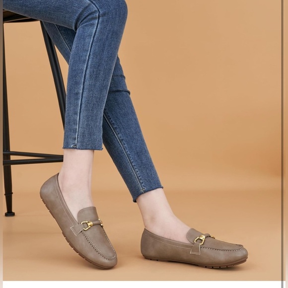 Elegant Taupe Loafers for Women - Picture 6 of 6